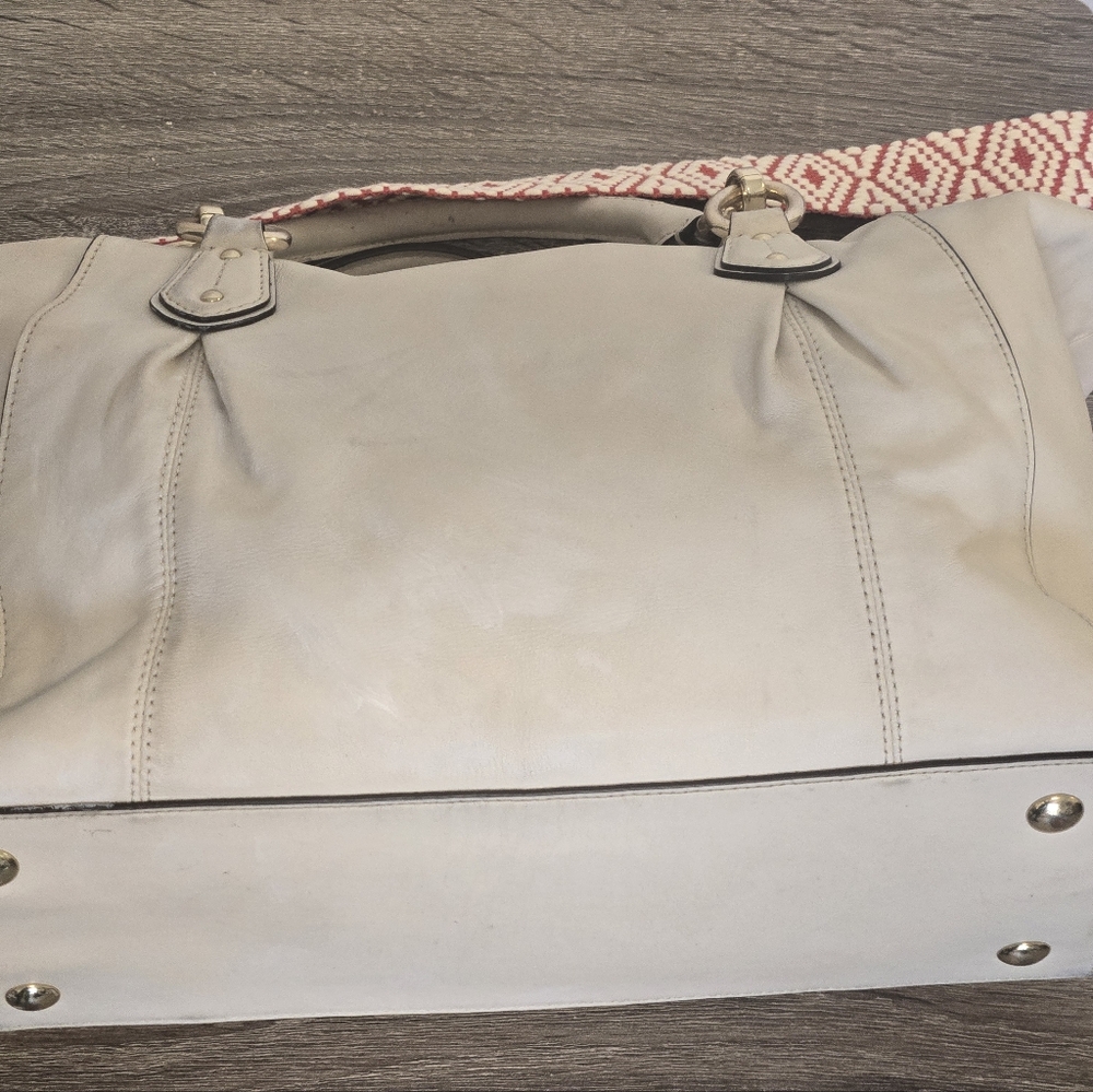 Coach White Leather Purse - Picture 9 of 16